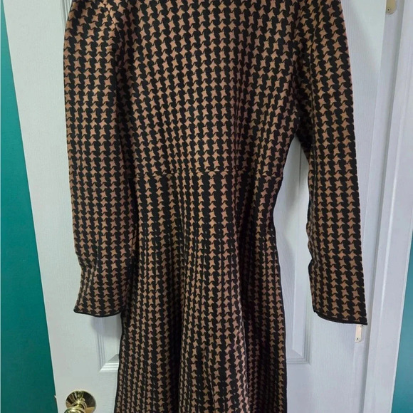 Soft Surroundings Aida Dress - Picture 4 of 6